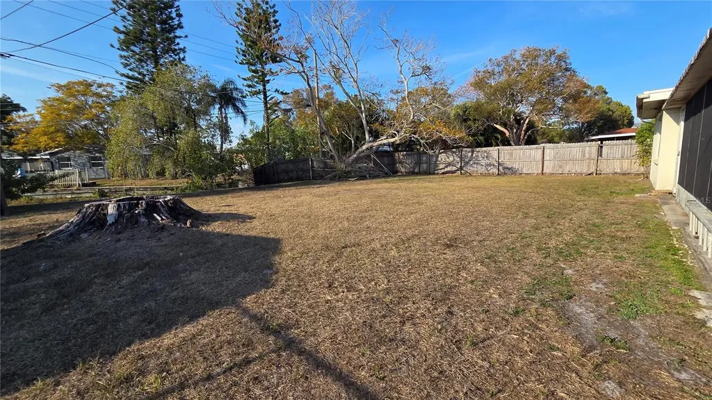 Kenneth City FL 33709
