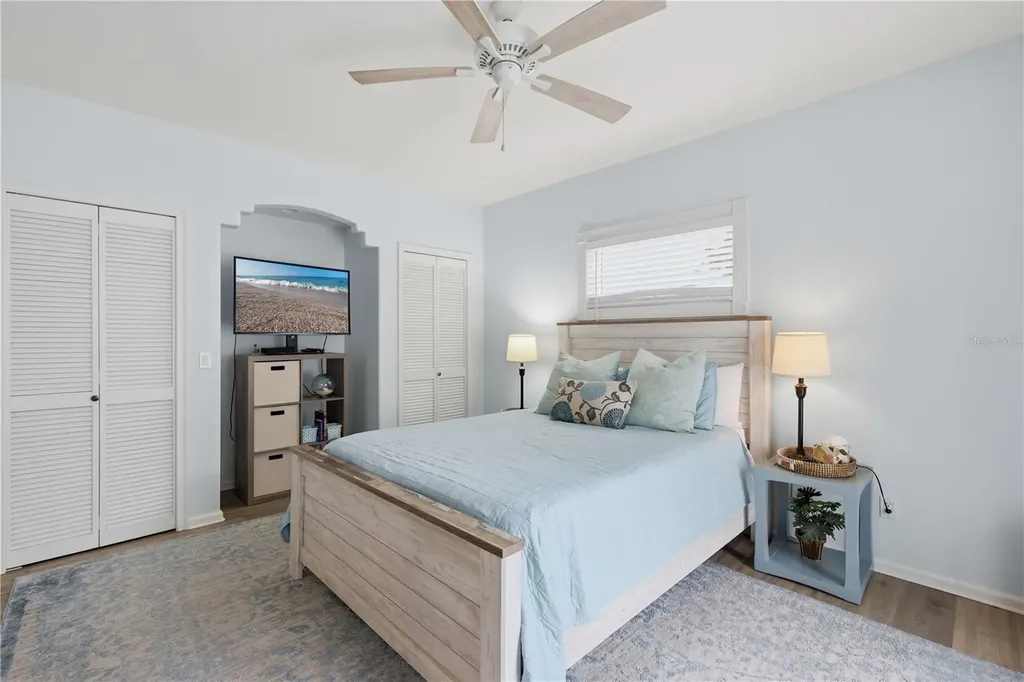 5390 Gulf Drive Holmes Beach FL 34217