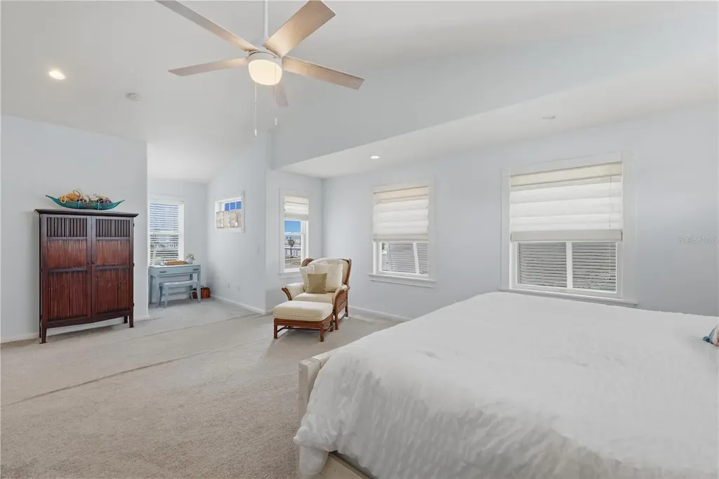 5390 Gulf Drive Holmes Beach FL 34217