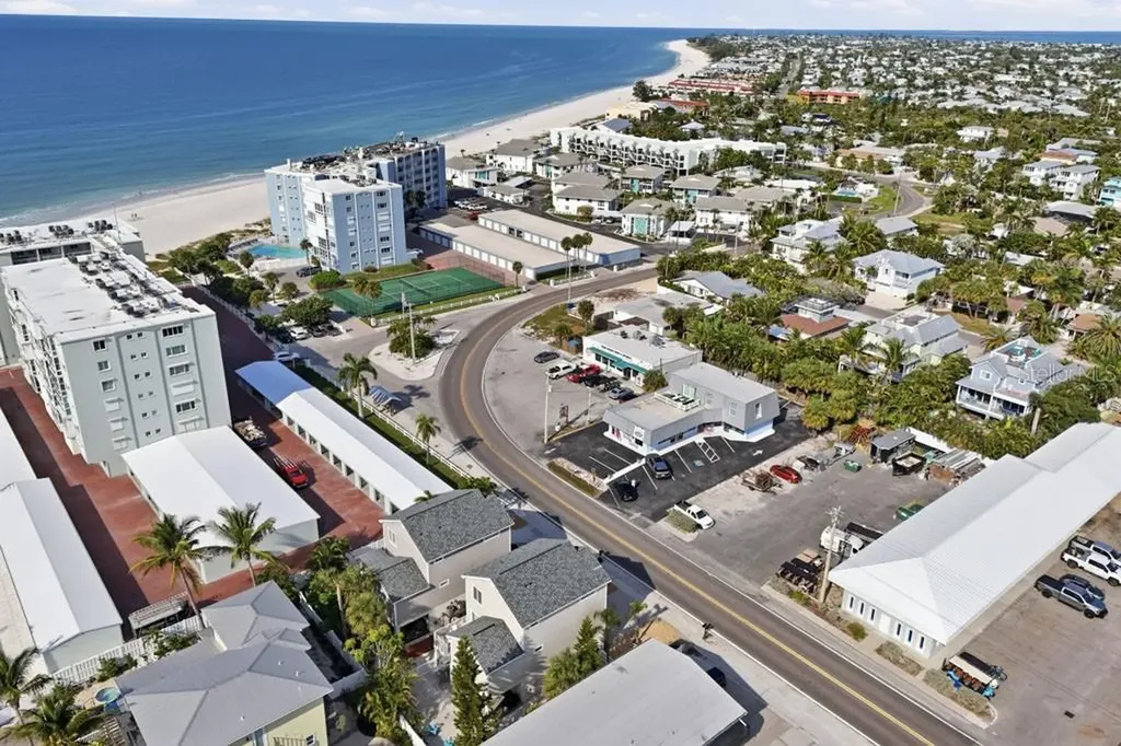 5390 Gulf Drive Holmes Beach FL 34217