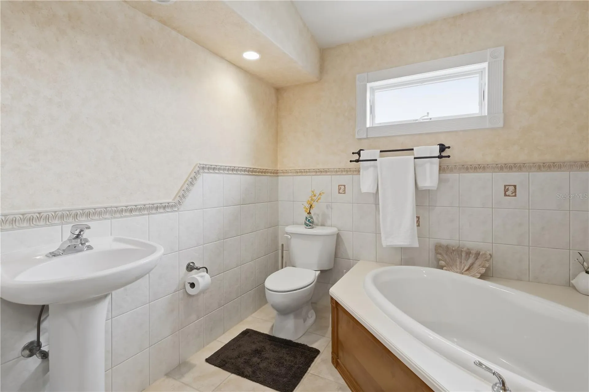5390 Gulf Drive Holmes Beach FL 34217