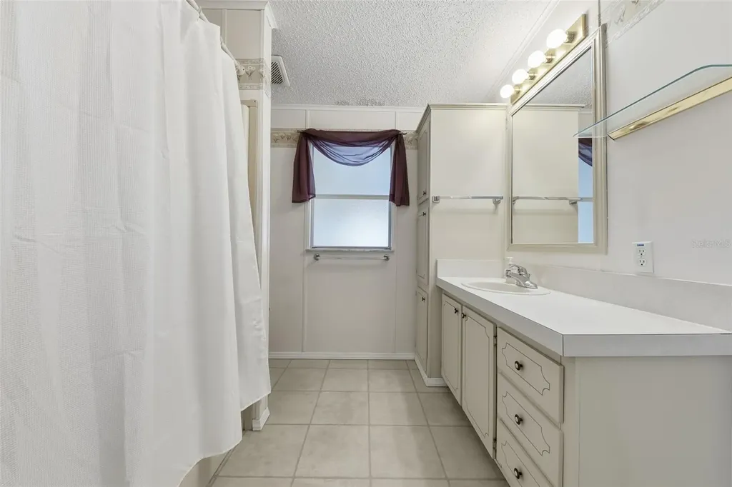243 Douglas Park Avenue Davenport FL 33897