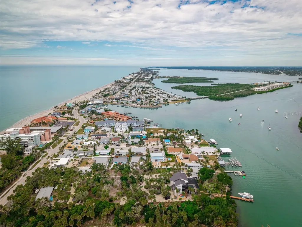 210 Tournament Road Rotonda West FL 33947