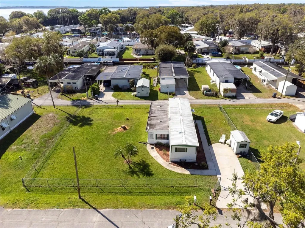 3105 N Marina Parkway Lake Wales FL 33898