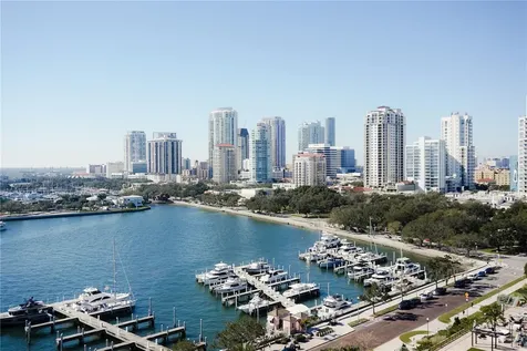 555 5TH Avenue NE St Petersburg FL 33701