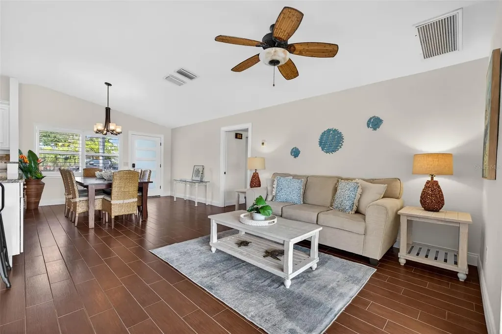 333 La Hacienda Drive Indian Rocks Beach FL 33785