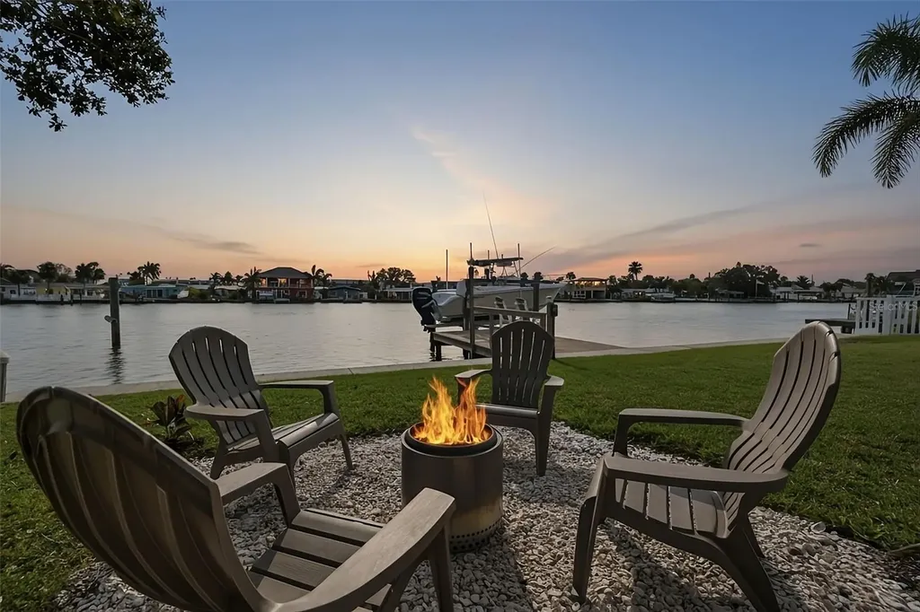 333 La Hacienda Drive Indian Rocks Beach FL 33785