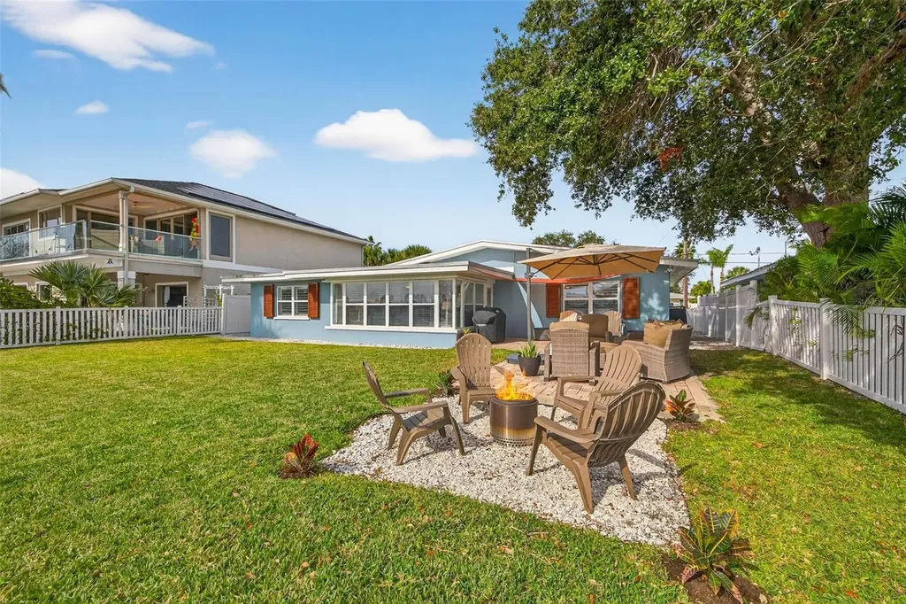 333 La Hacienda Drive Indian Rocks Beach FL 33785