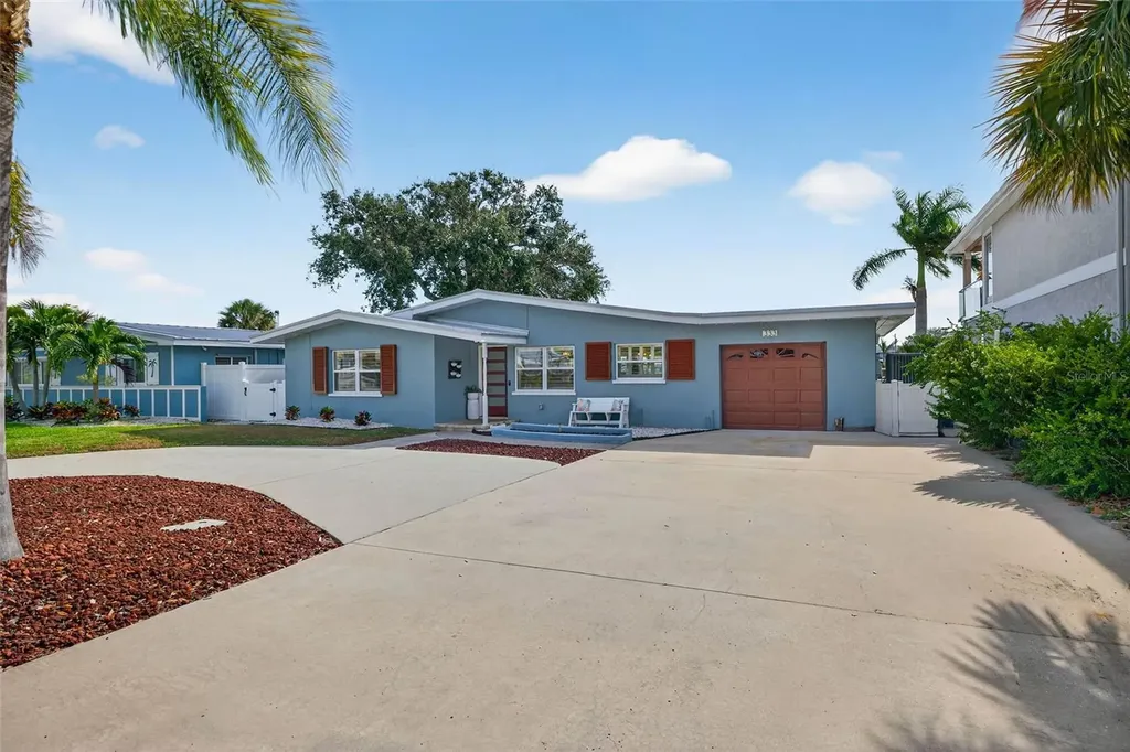 333 La Hacienda Drive Indian Rocks Beach FL 33785