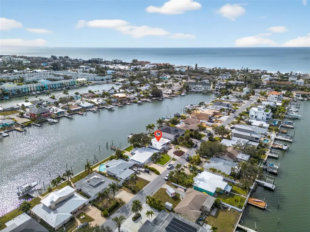 333 La Hacienda Drive Indian Rocks Beach FL 33785