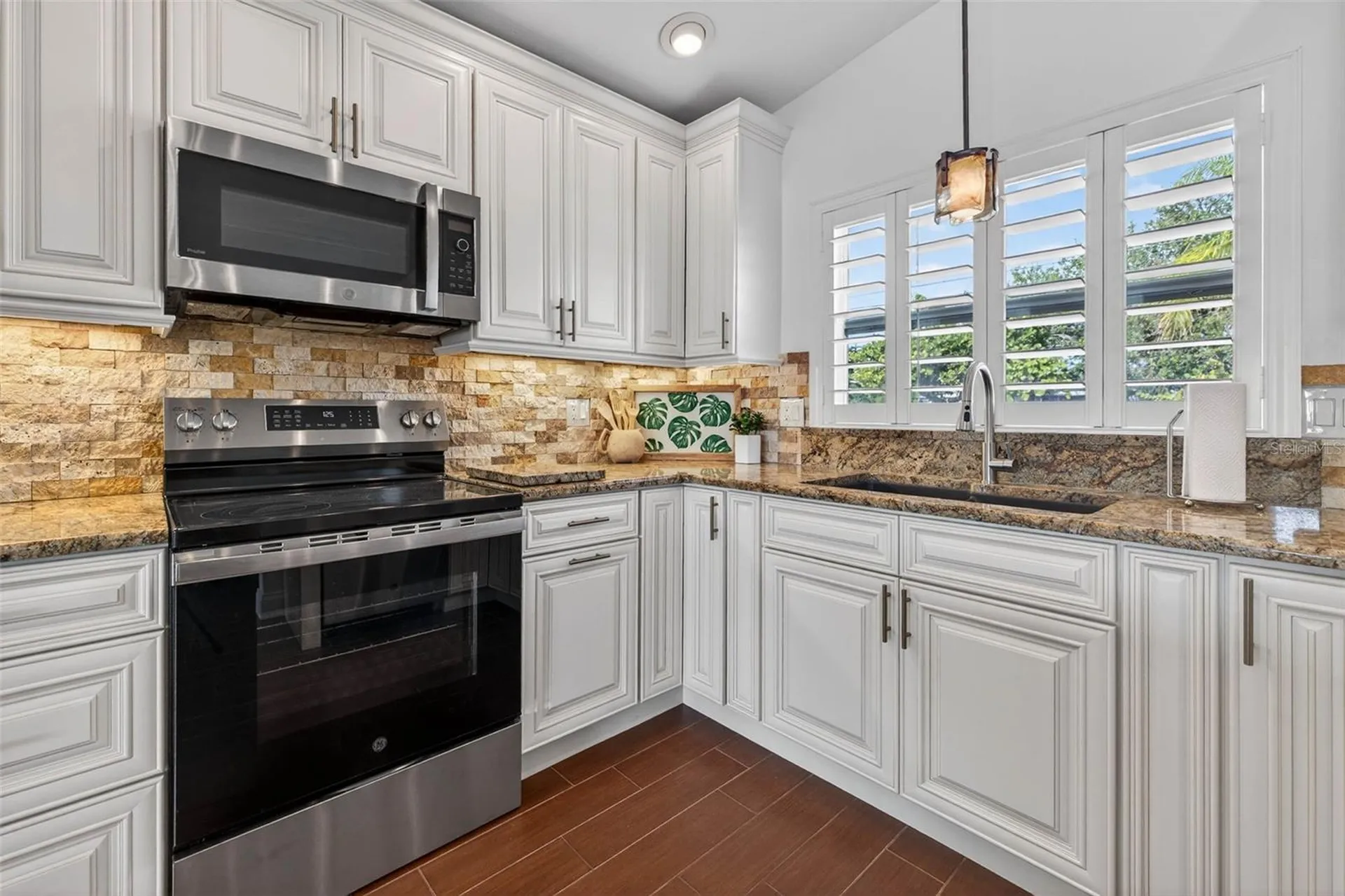 333 La Hacienda Drive Indian Rocks Beach FL 33785