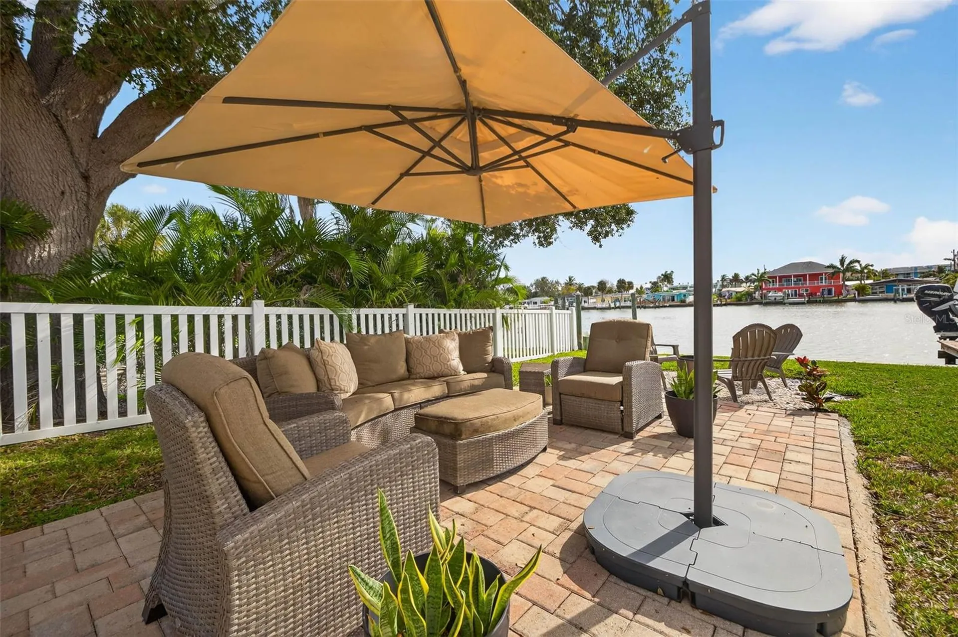 333 La Hacienda Drive Indian Rocks Beach FL 33785