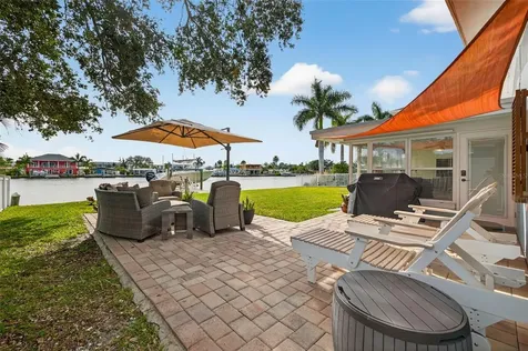 333 La Hacienda Drive Indian Rocks Beach FL 33785