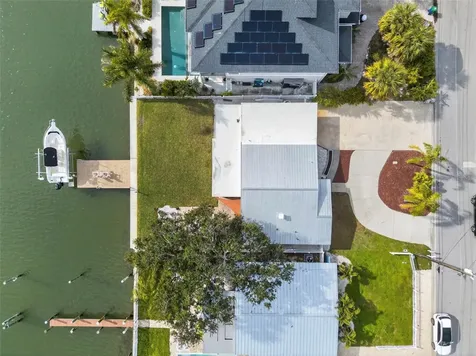 333 La Hacienda Drive Indian Rocks Beach FL 33785