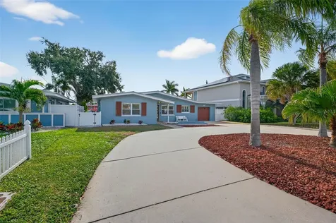 333 La Hacienda Drive Indian Rocks Beach FL 33785