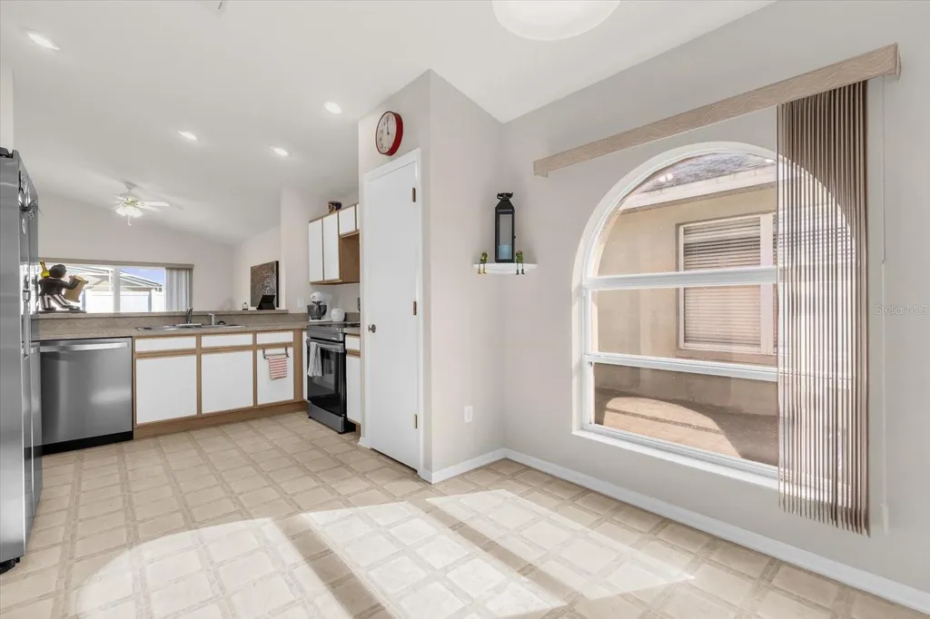 1154 Bloomingdale Drive Davenport FL 33897