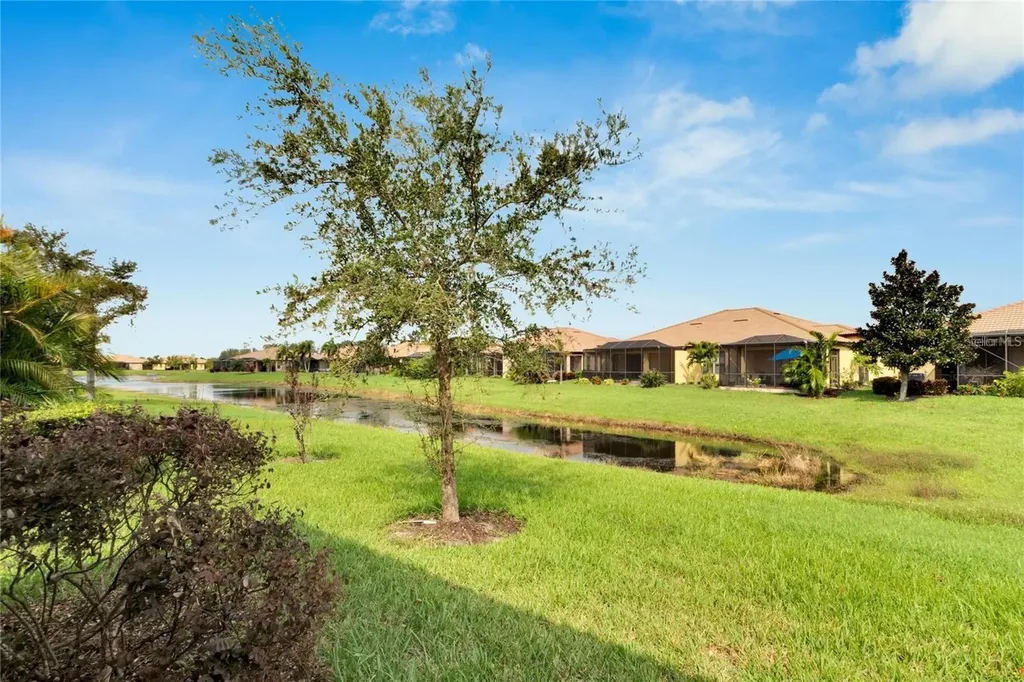 5648 Sunset Falls Drive Apollo Beach FL 33572