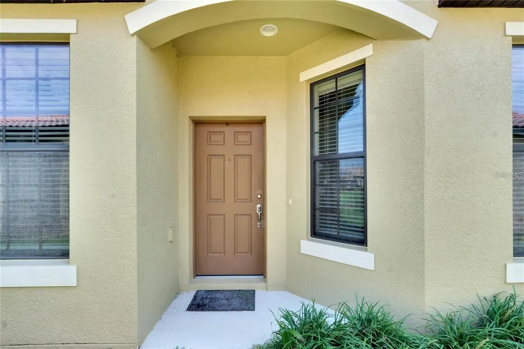5648 Sunset Falls Drive Apollo Beach FL 33572