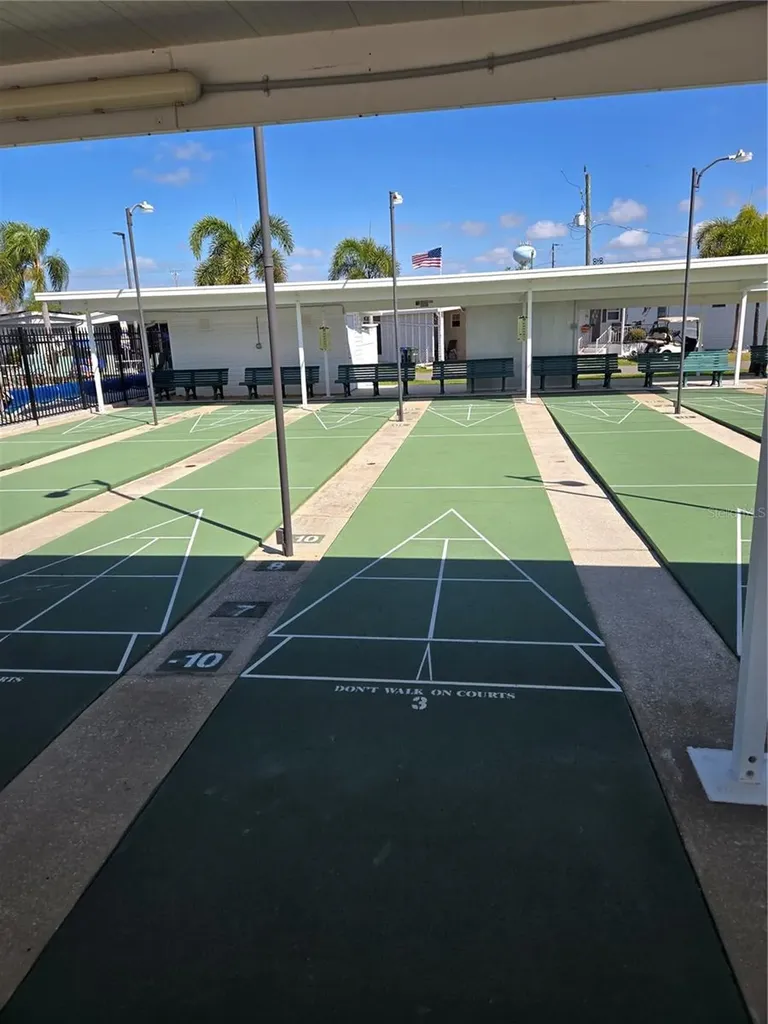 2037 Champion Street Sarasota FL 34231