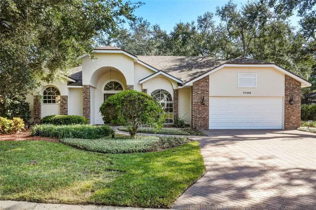 7725 Apple Tree Circle Orlando FL 32819
