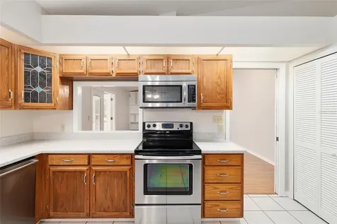 10123 SW 2nd Place Gainesville FL 32607