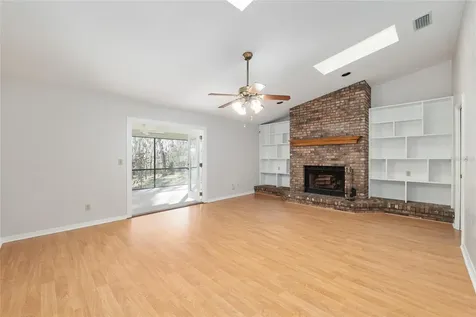 10123 SW 2nd Place Gainesville FL 32607