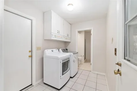 10123 SW 2nd Place Gainesville FL 32607