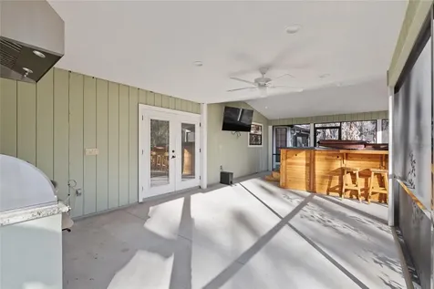 10123 SW 2nd Place Gainesville FL 32607