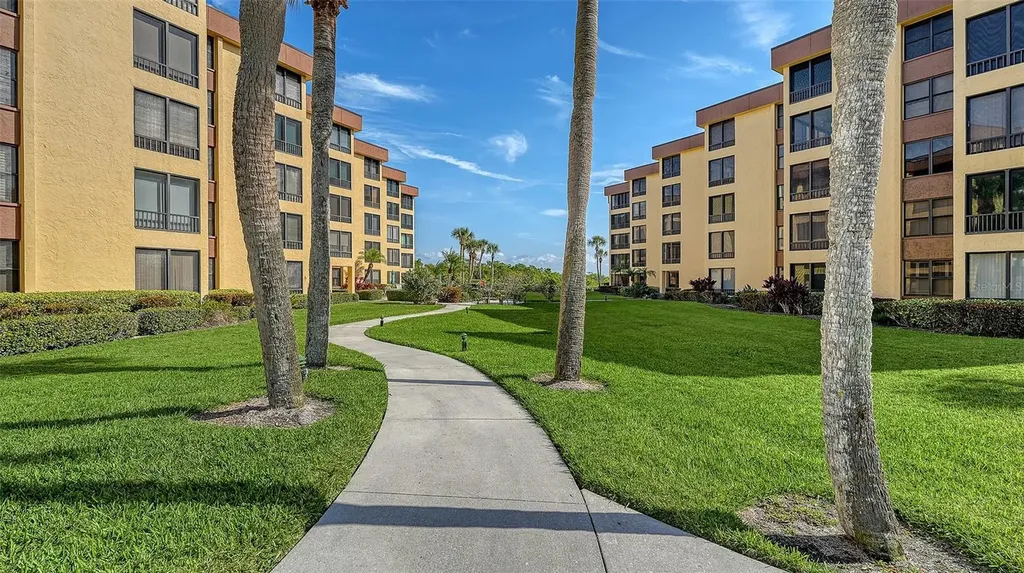 8779 Midnight Pass Road Sarasota FL 34242