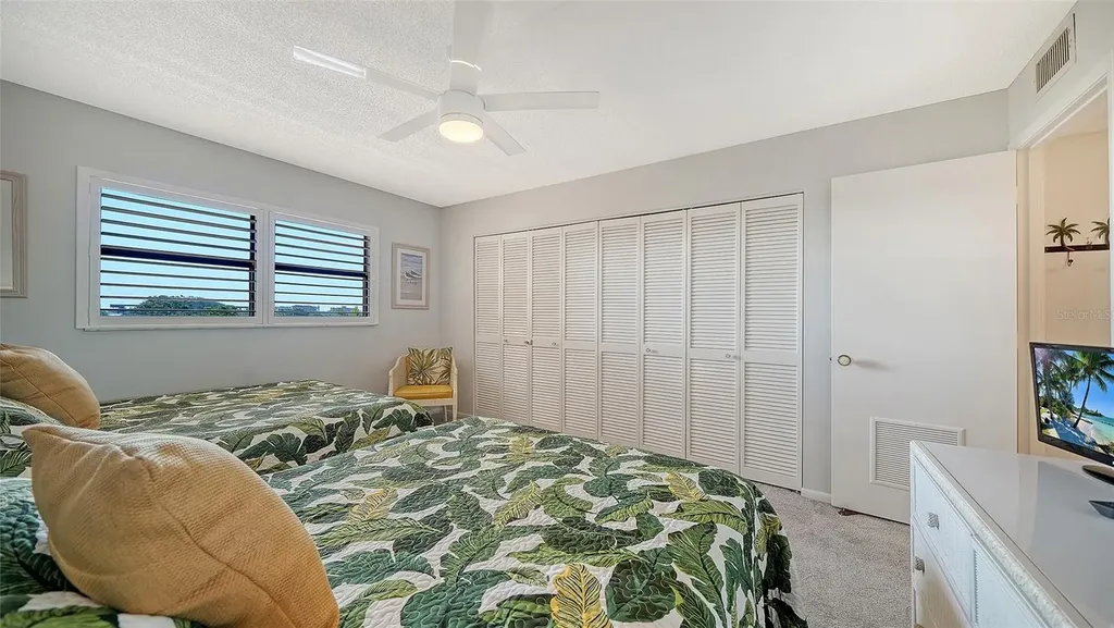 8779 Midnight Pass Road Sarasota FL 34242