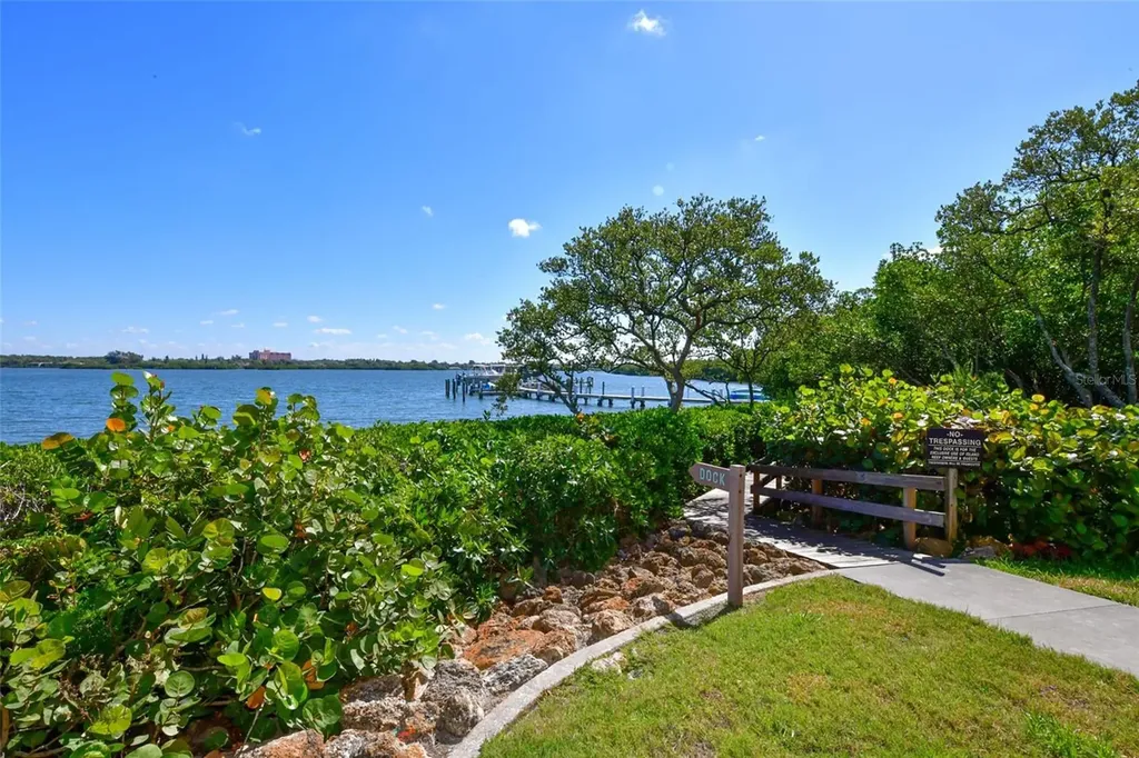 8779 Midnight Pass Road Sarasota FL 34242