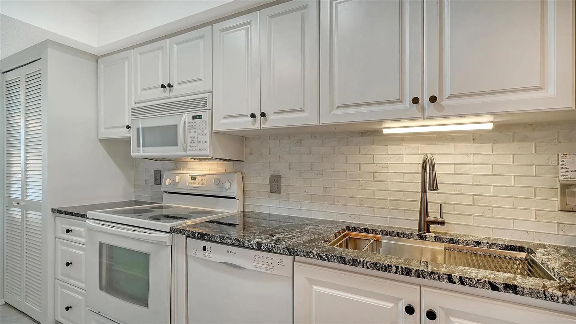 8779 Midnight Pass Road Sarasota FL 34242