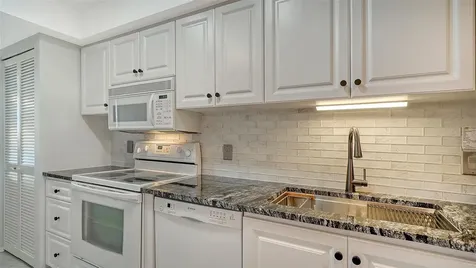 8779 Midnight Pass Road Sarasota FL 34242