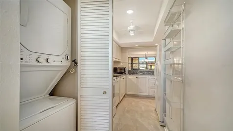 8779 Midnight Pass Road Sarasota FL 34242