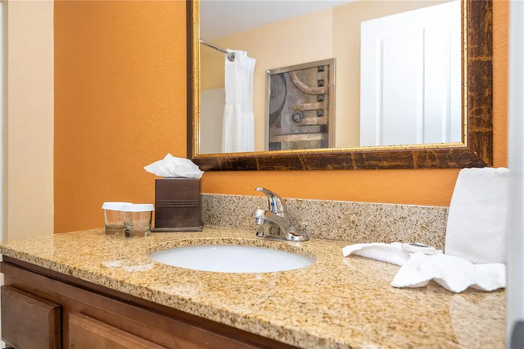 12527 Floridays Resort Drive Orlando FL 32821