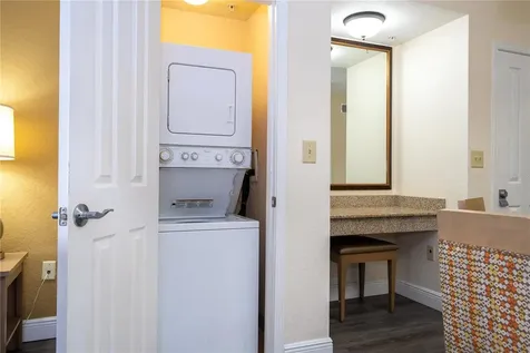 12527 Floridays Resort Drive Orlando FL 32821