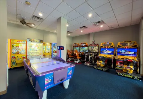 12527 Floridays Resort Drive Orlando FL 32821