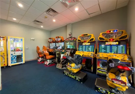 12527 Floridays Resort Drive Orlando FL 32821