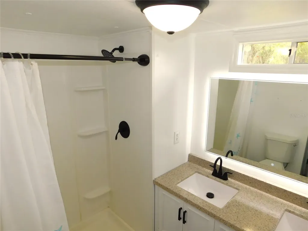 37320 8th Avenue Zephyrhills FL 33542
