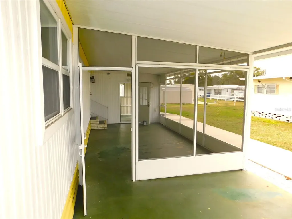 37320 8th Avenue Zephyrhills FL 33542