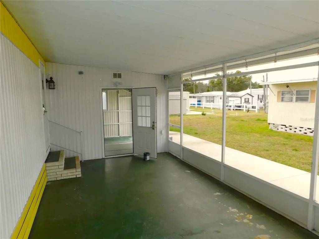 37320 8th Avenue Zephyrhills FL 33542