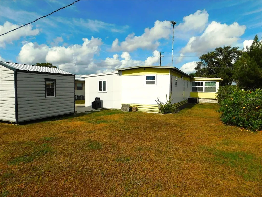 37320 8th Avenue Zephyrhills FL 33542
