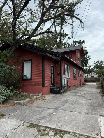 2922 N 12th Street Tampa FL 33605