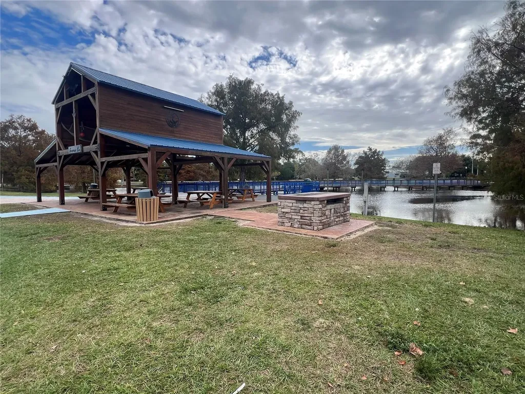 140 N. Fairfax Winter Springs FL 32708