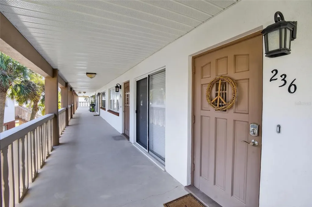 650 Pinellas Point Drive S St Petersburg FL 33705