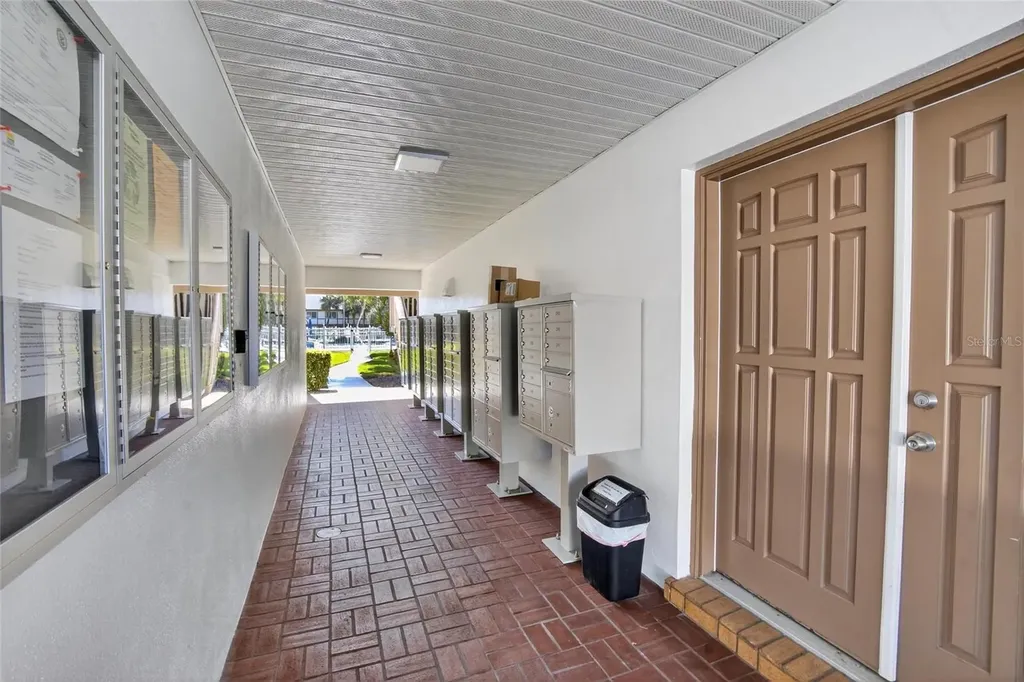 650 Pinellas Point Drive S St Petersburg FL 33705