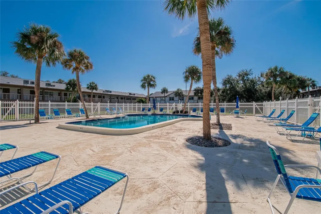 650 Pinellas Point Drive S St Petersburg FL 33705