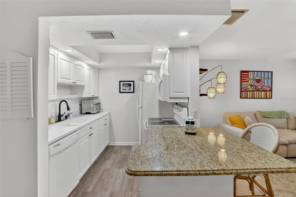 650 Pinellas Point Drive S St Petersburg FL 33705