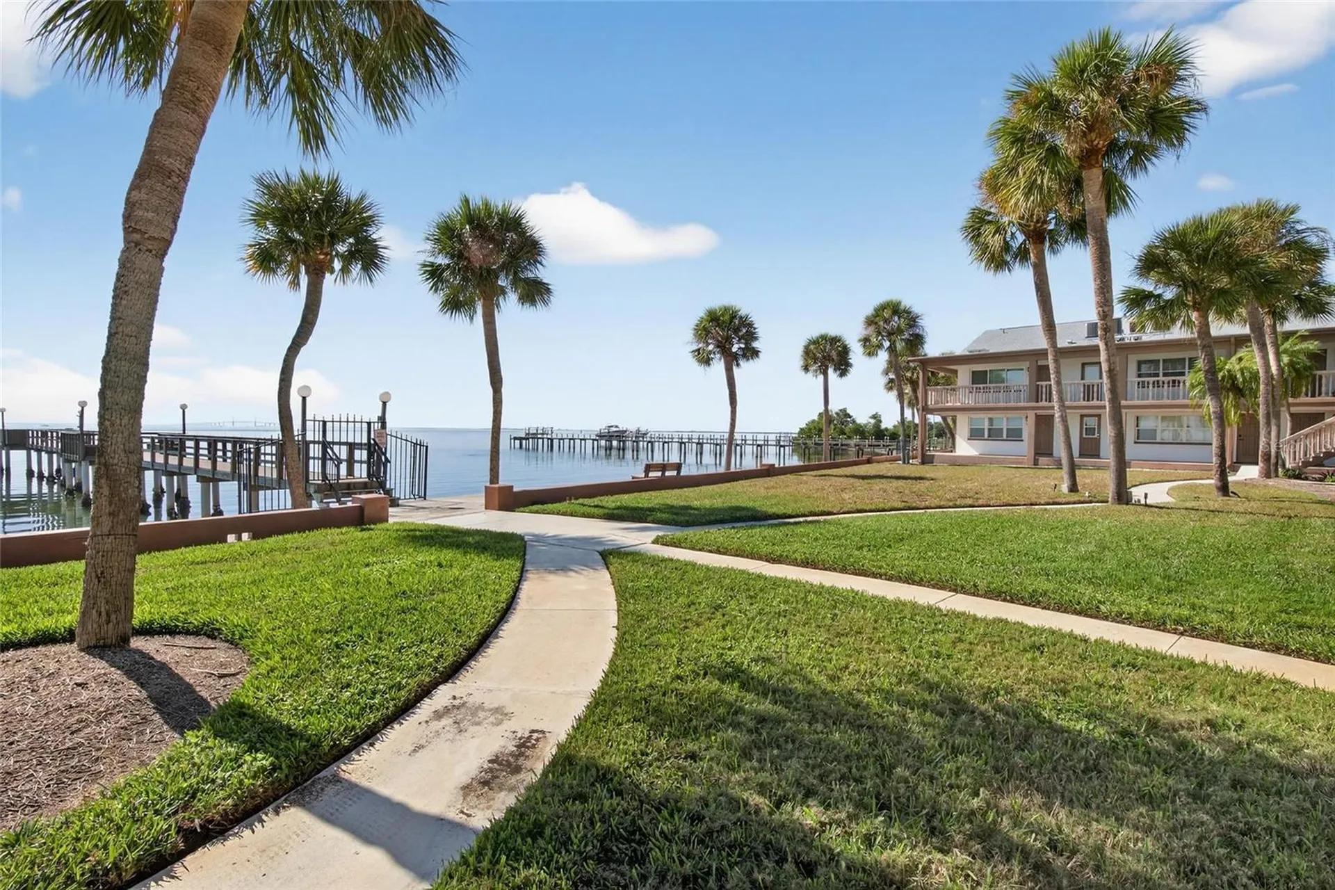 650 Pinellas Point Drive S St Petersburg FL 33705