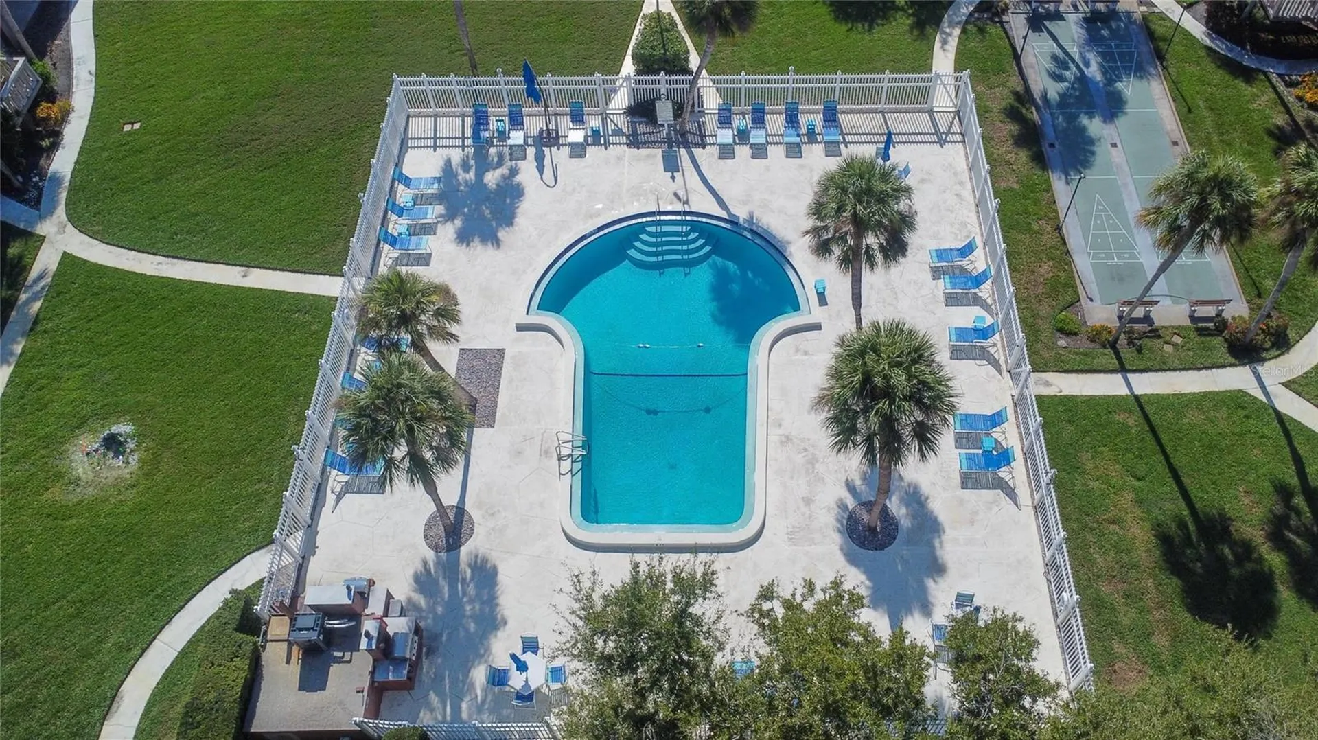 650 Pinellas Point Drive S St Petersburg FL 33705